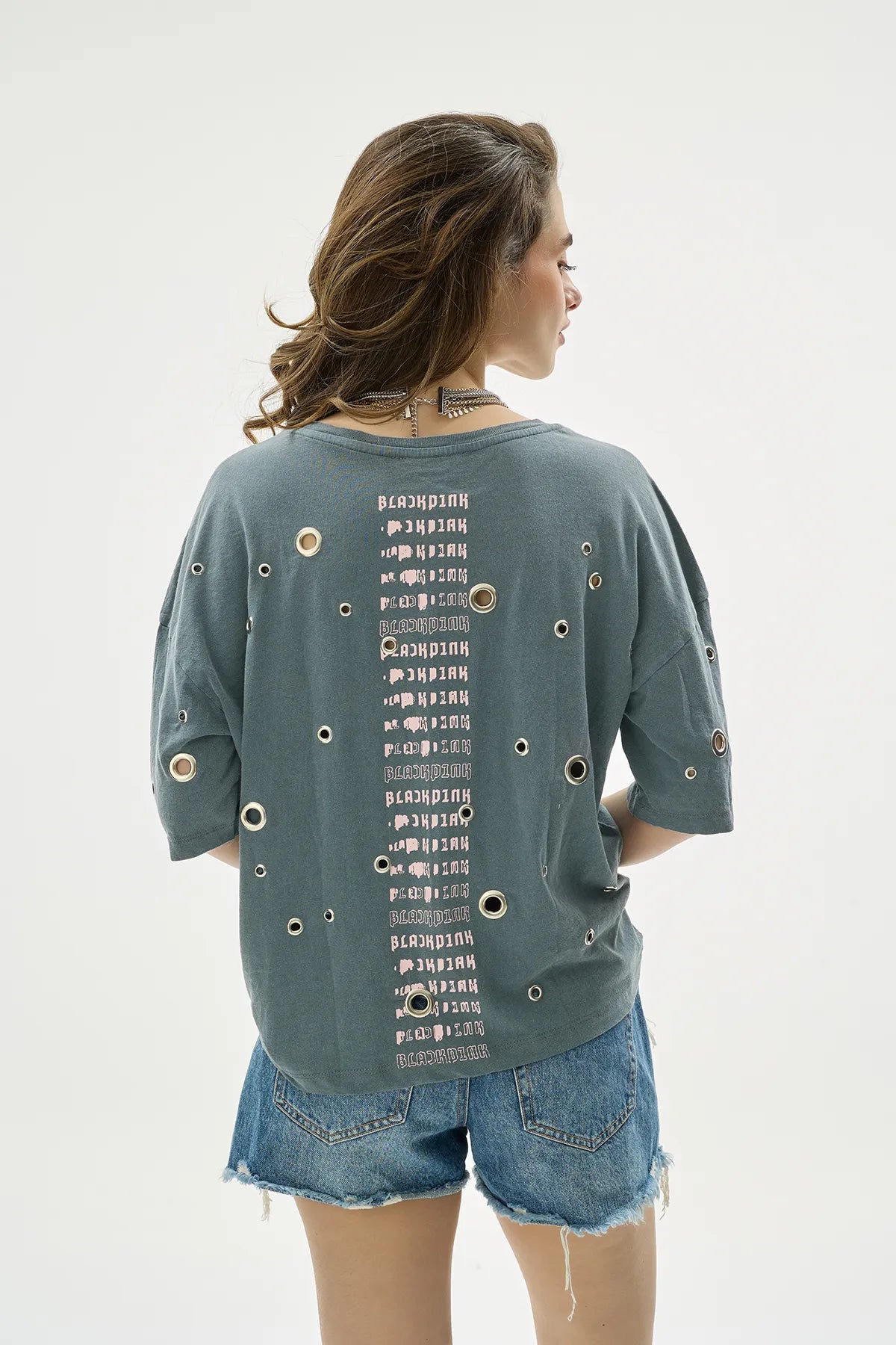 Kuş Gözü Detaylı Gri Oversıze Tshirt-zoom-4