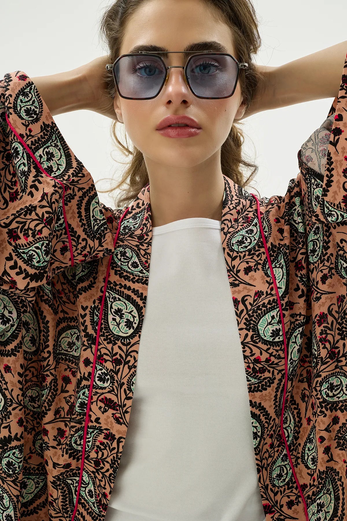 Rhia Kimono