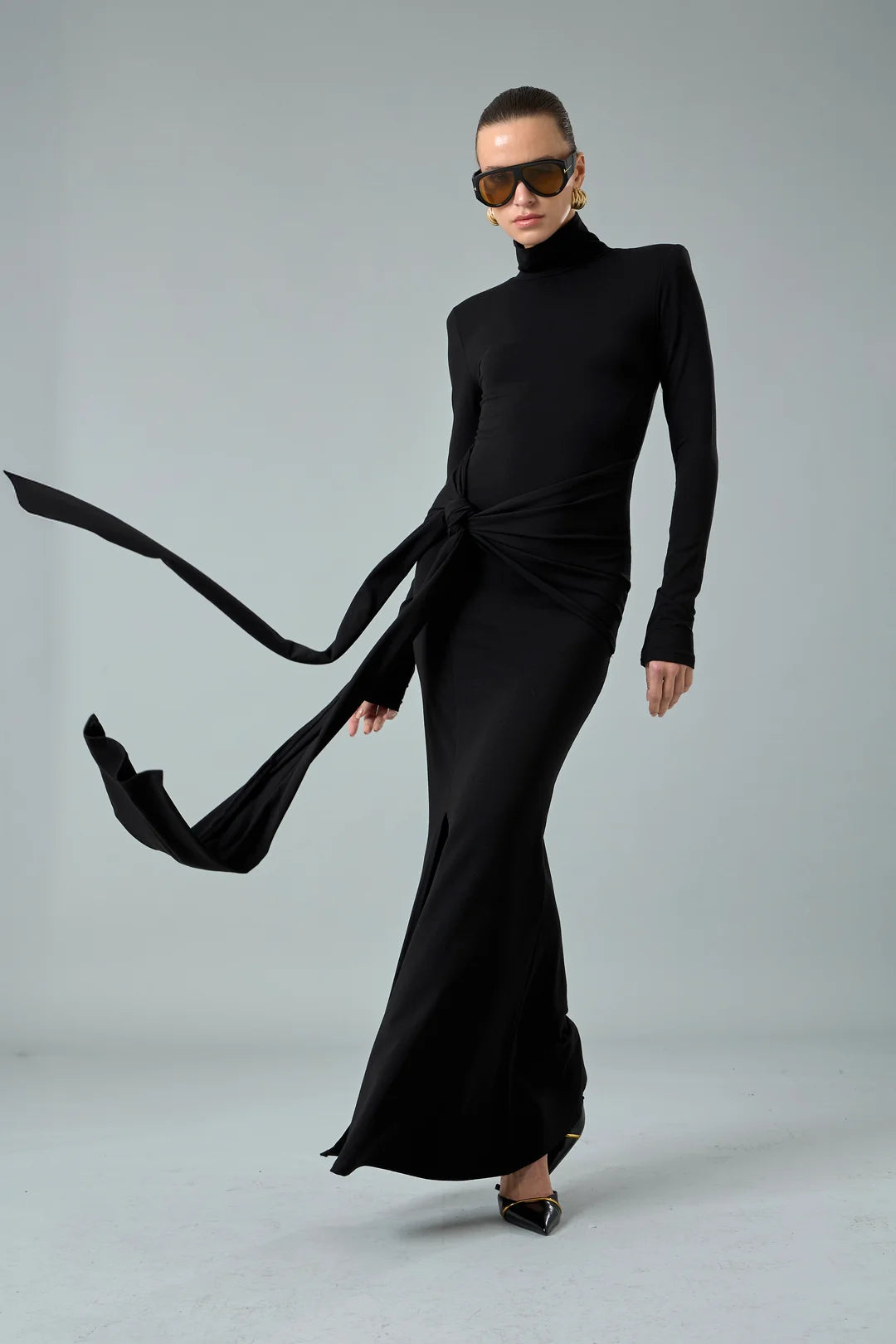 Bağlama Detaylı Vatkalı Elbise